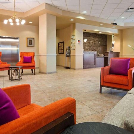 Radisson Hotel River Falls Екстериор снимка
