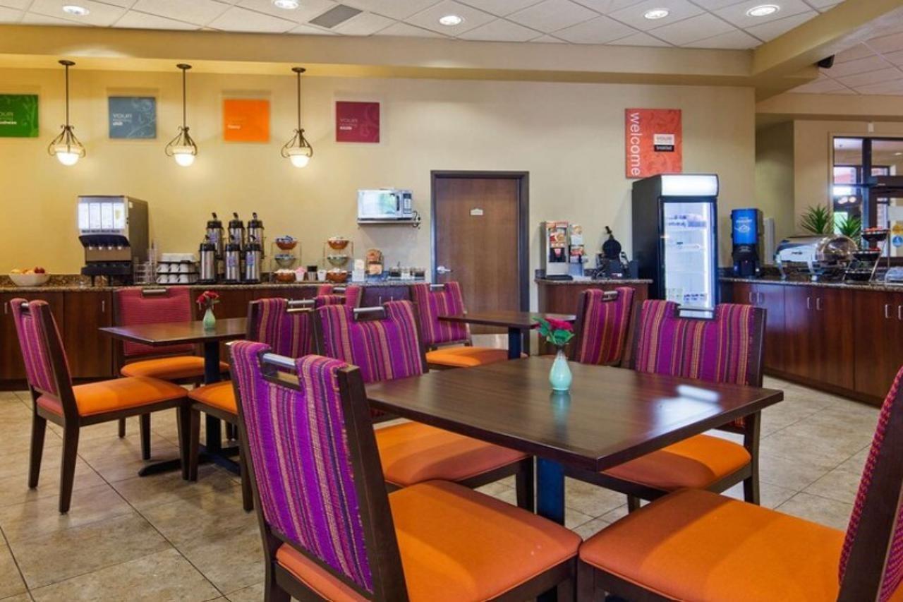 Radisson Hotel River Falls Екстериор снимка