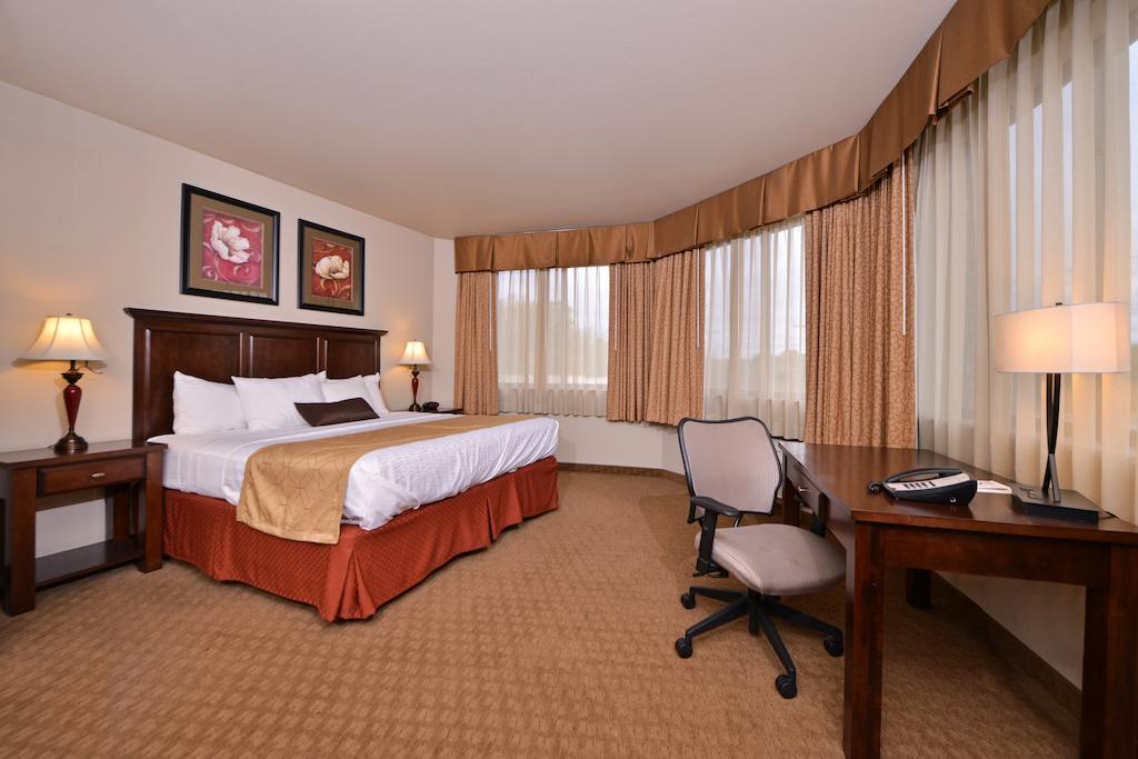 Radisson Hotel River Falls Стая снимка
